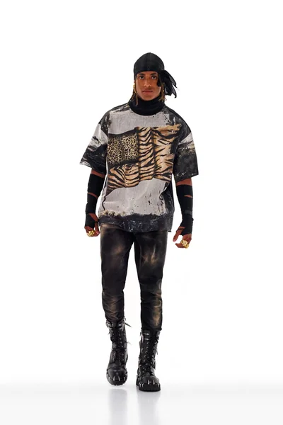 Look 28